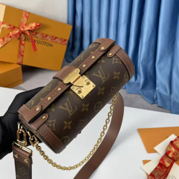 Spherique Purse