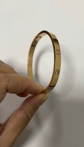Amour Elite Bangle