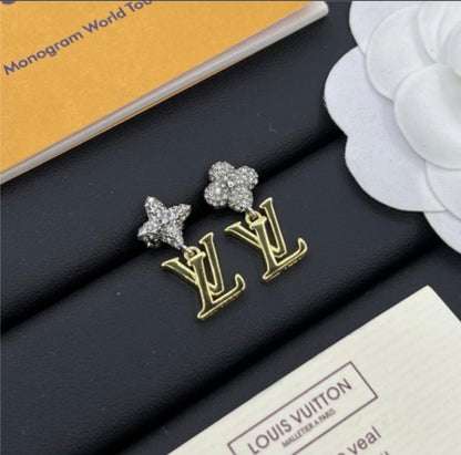 Star studded EARRINGS SET