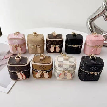 Few Cents Pouch Charm