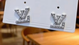 Small STUD EARRINGS