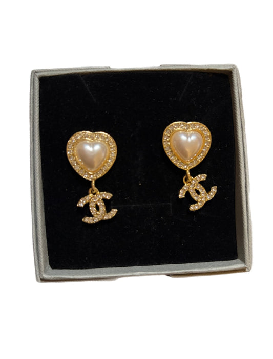 Heart-Drop Chanelly Earrings