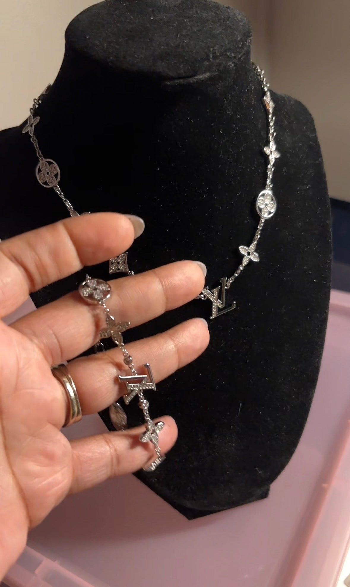 MOTIF II necklace set