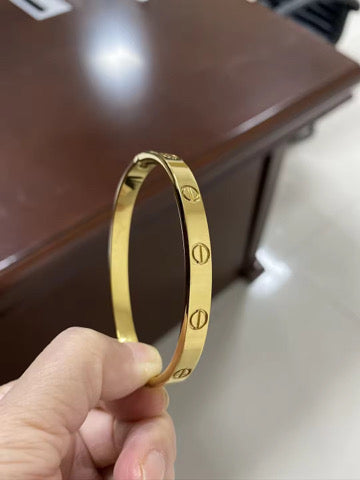 Classic Bangle